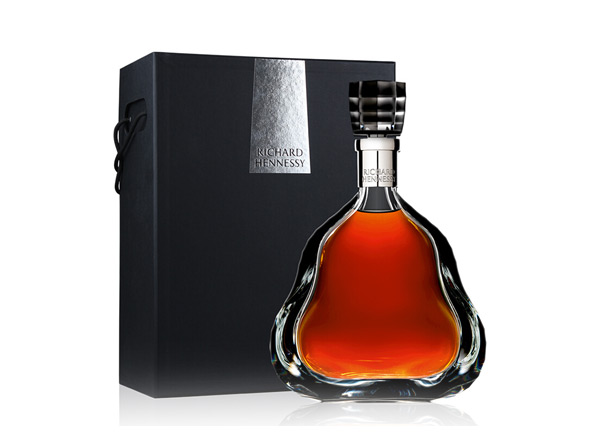 涪陵收购轩尼诗李察XO回收Hennessy洋酒干邑白兰地700ml
